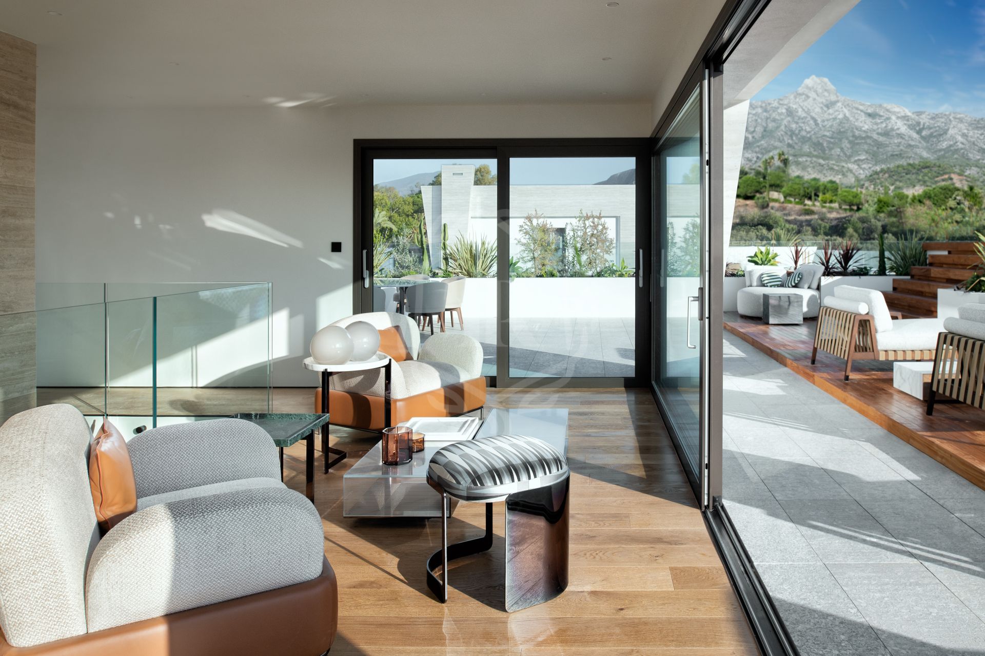 Luxury apartments furnished by FENDI CASA with unique designs in Golden Mile (Marbella)