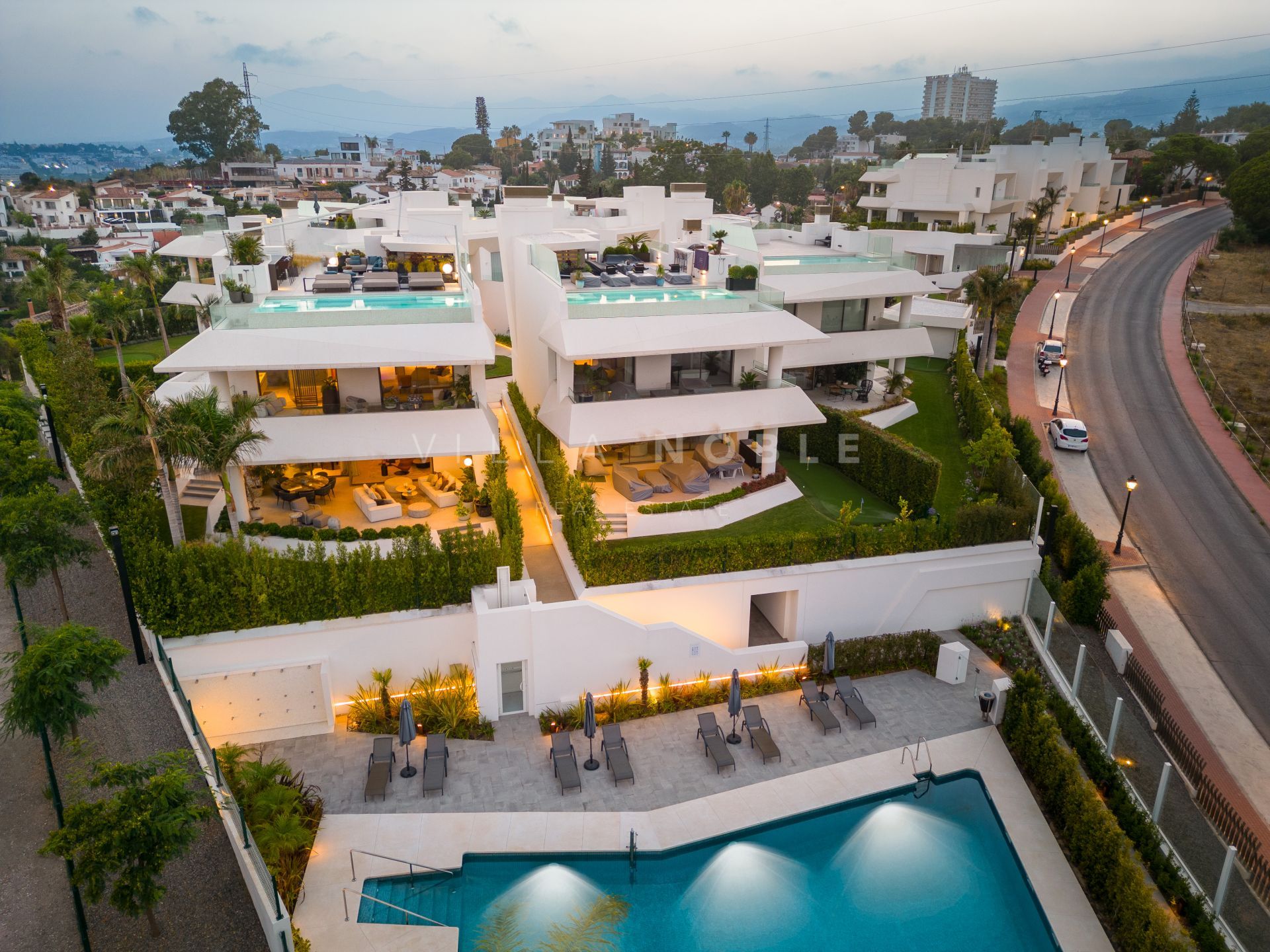 Stunning newly-built modern semi-detached villa in Nueva Andalucia, Marbella