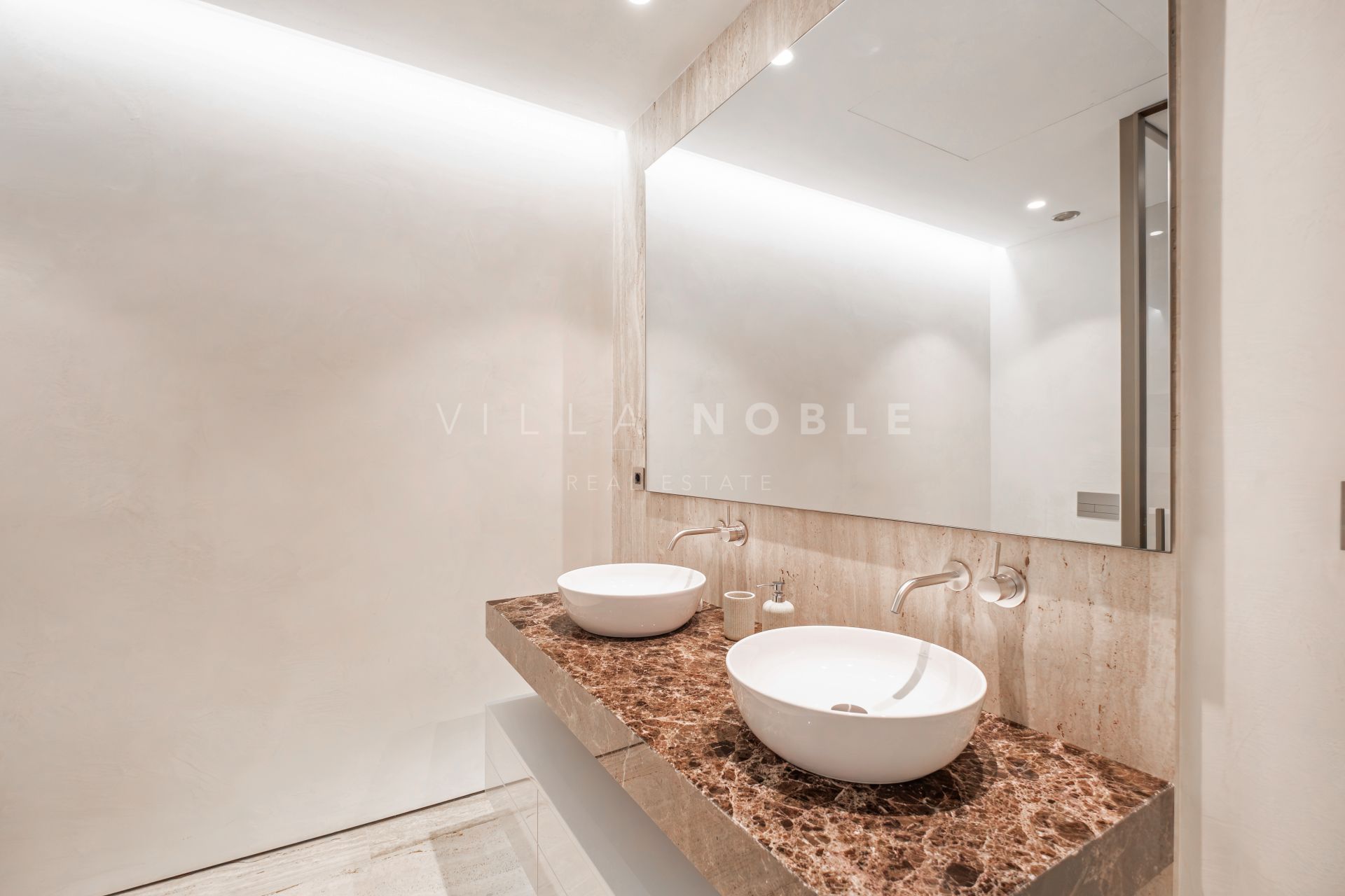 Maisonette-Erdgeschosswohnung in Epic, Marbella Golden Mile