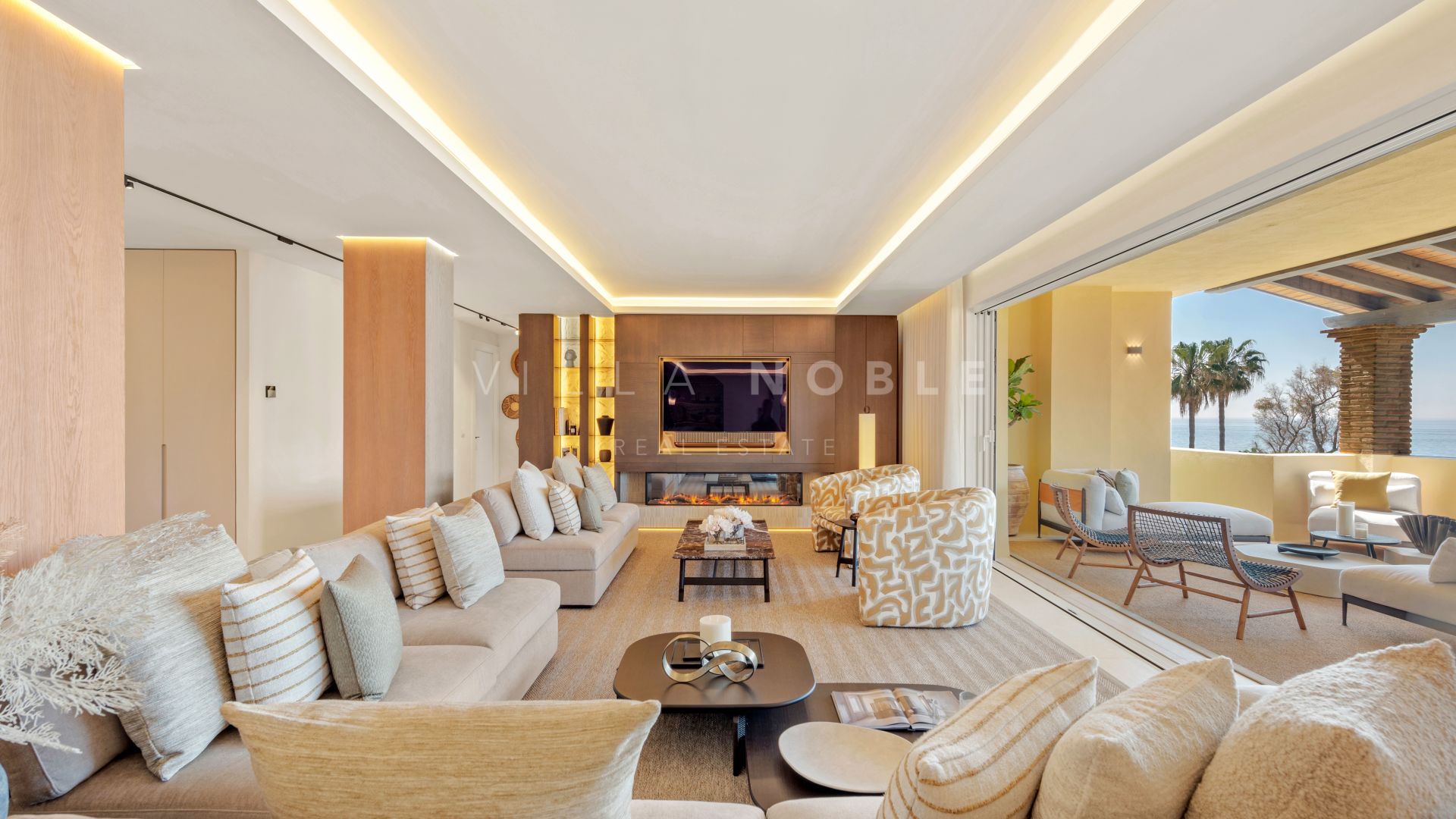 Fantastisches Duplex-Penthouse direkt am Strand in Rio Real, Marbella Ost
