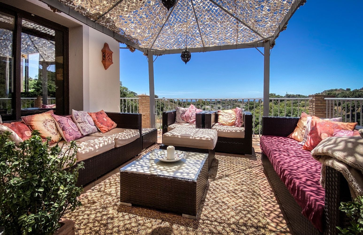 Impresionante y tranquila villa en Forest Hills, Estepona