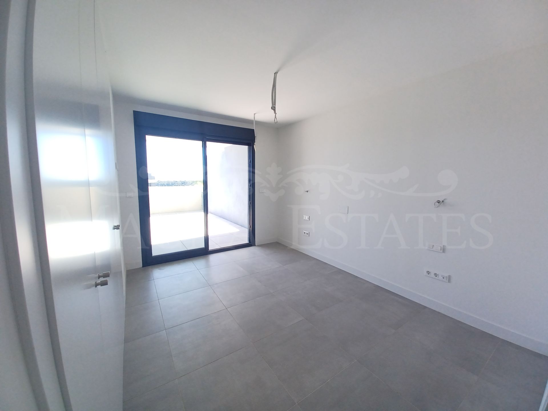 State-of-the-art design penthouse with panoramic sea view on the New Golden Mile
