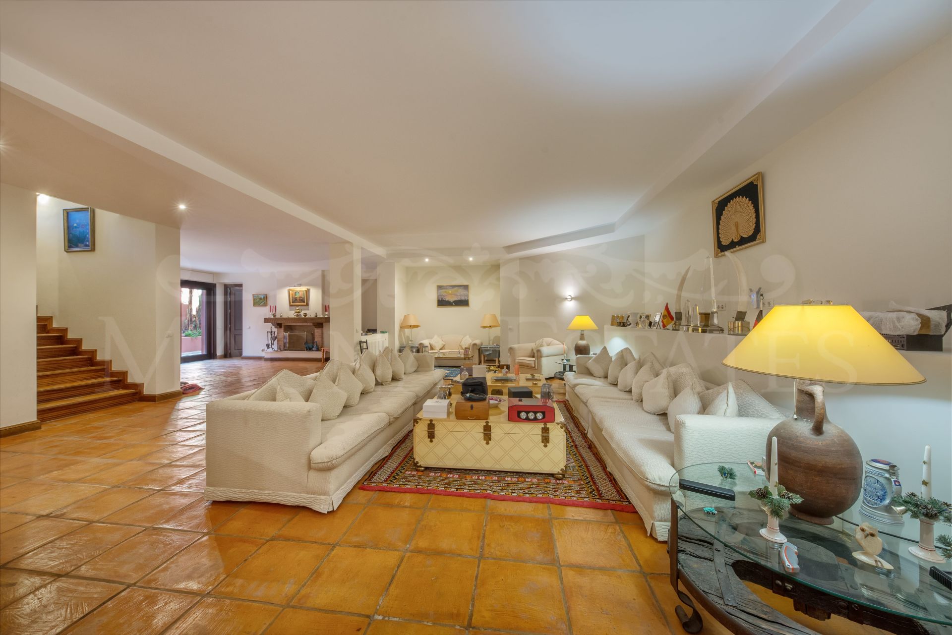 Unique villa with strong character and personality in La Quinta Golf, Benahavís