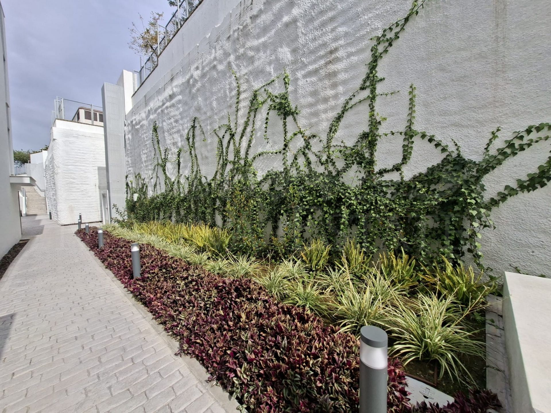 Brand new corner ground floor apartment on the New Golden Mile, Estepona.
