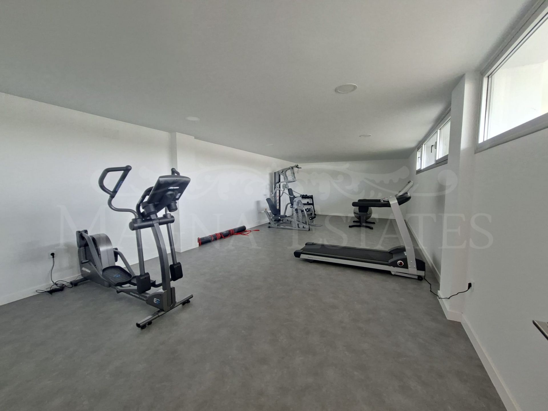 Brand new corner ground floor apartment on the New Golden Mile, Estepona.