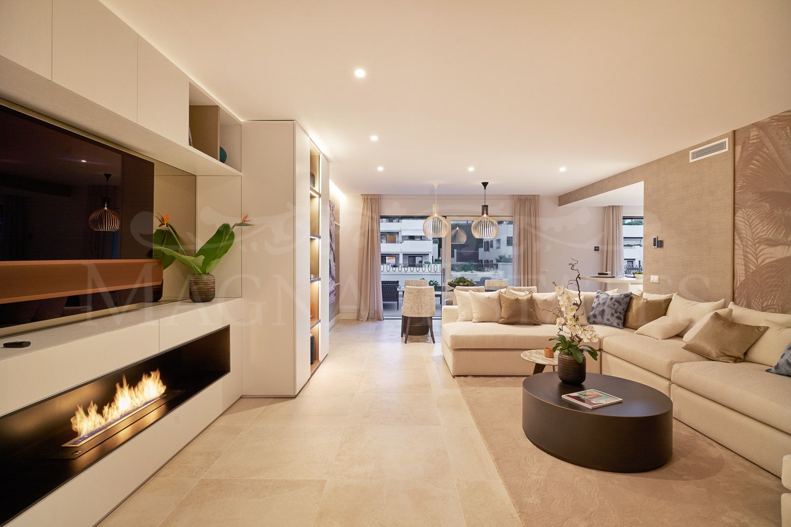Brand new duplex penthouse in the Golden Mile of Marbella