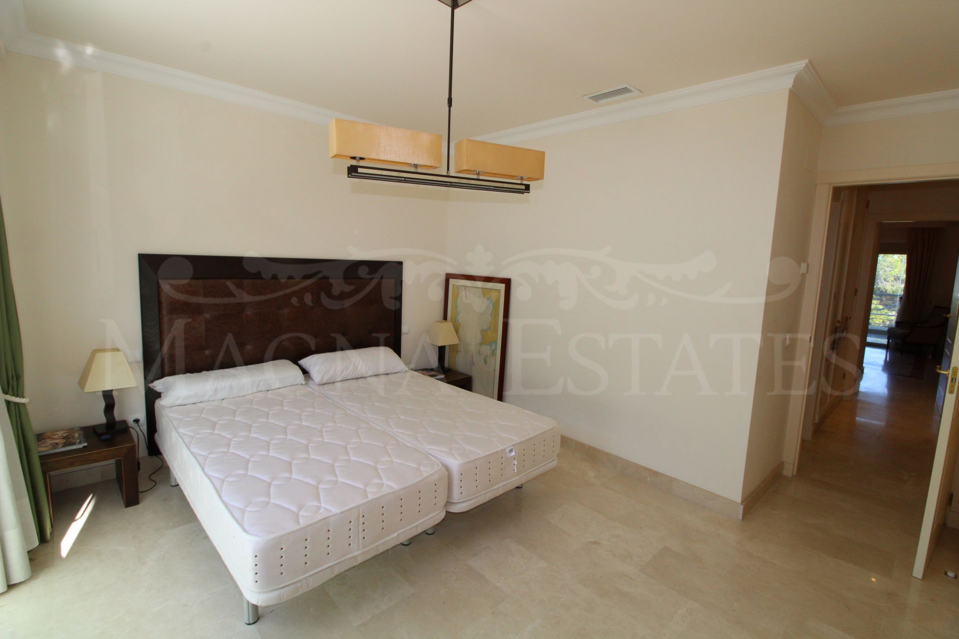 Two bedroom apartment in La Corniche, Nueva Andalucía