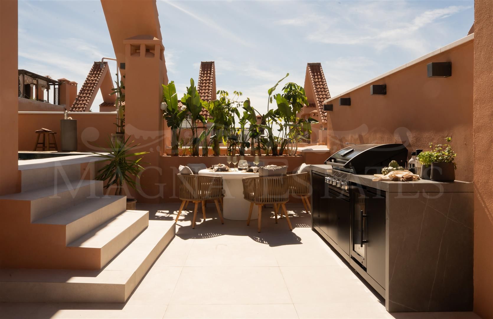Duplex Penthouse with Panoramic Views in Magna Marbella, Nueva Andalucia