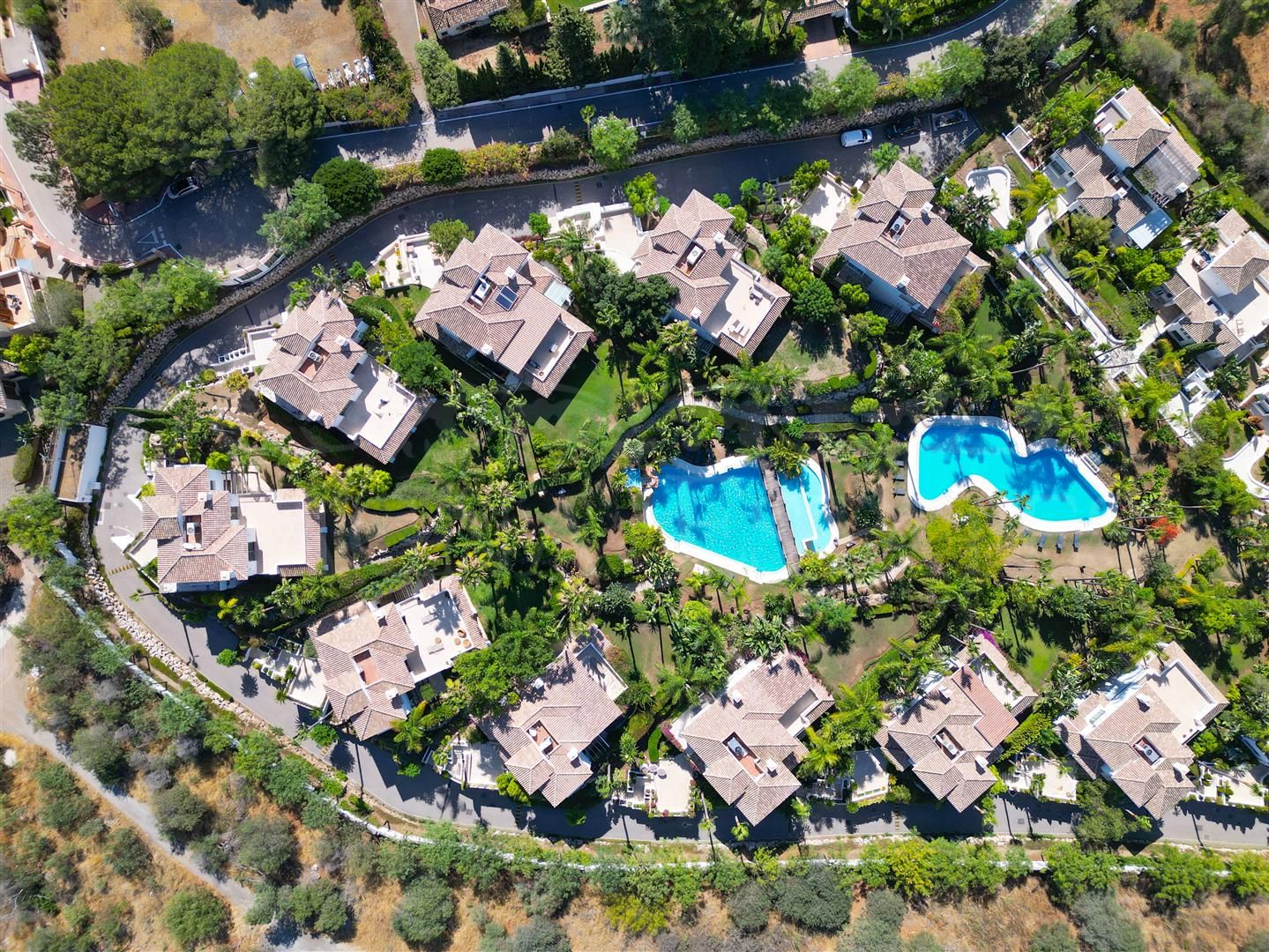 Spacious Five-Bedroom Villa in Lomas de Magna Marbella, Golden Mile