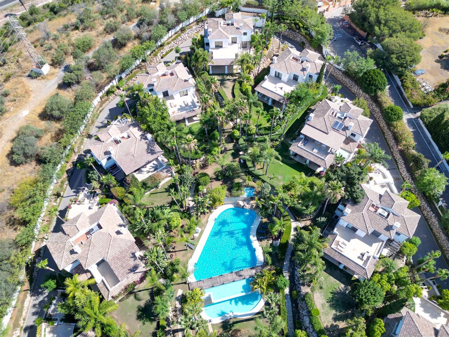 Spacious Five-Bedroom Villa in Lomas de Magna Marbella, Golden Mile
