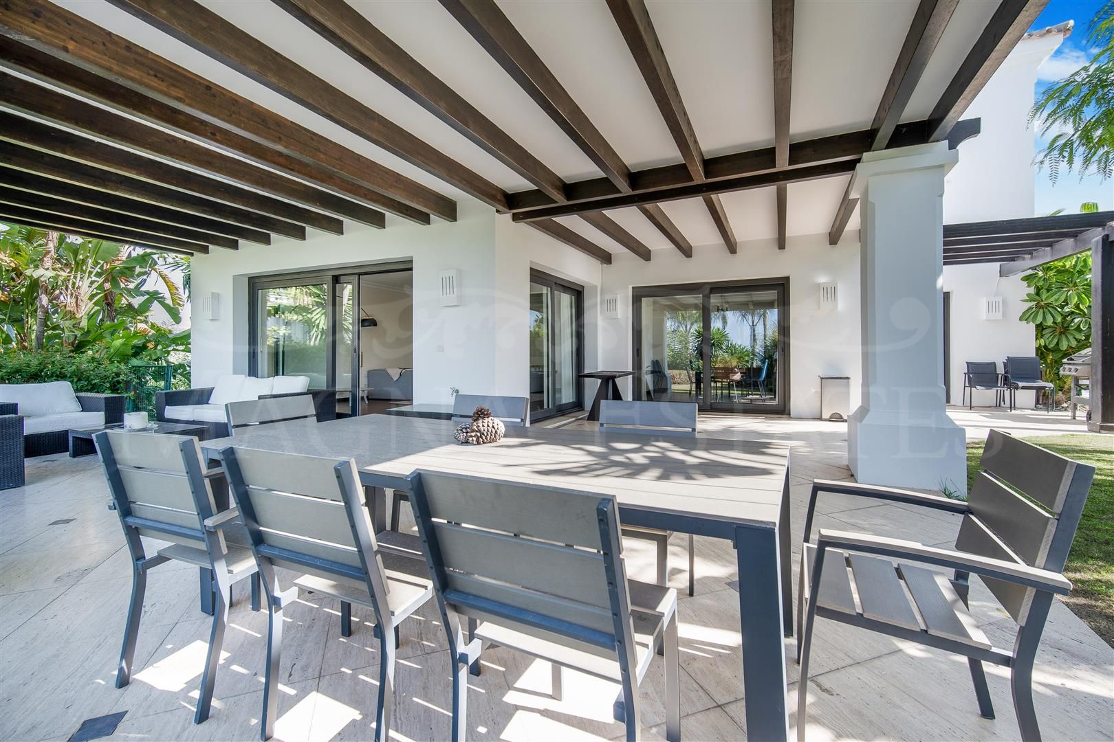 Spacious Five-Bedroom Villa in Lomas de Magna Marbella, Golden Mile