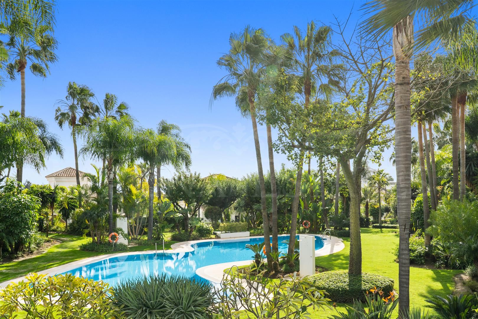 Spacious Five-Bedroom Villa in Lomas de Magna Marbella, Golden Mile