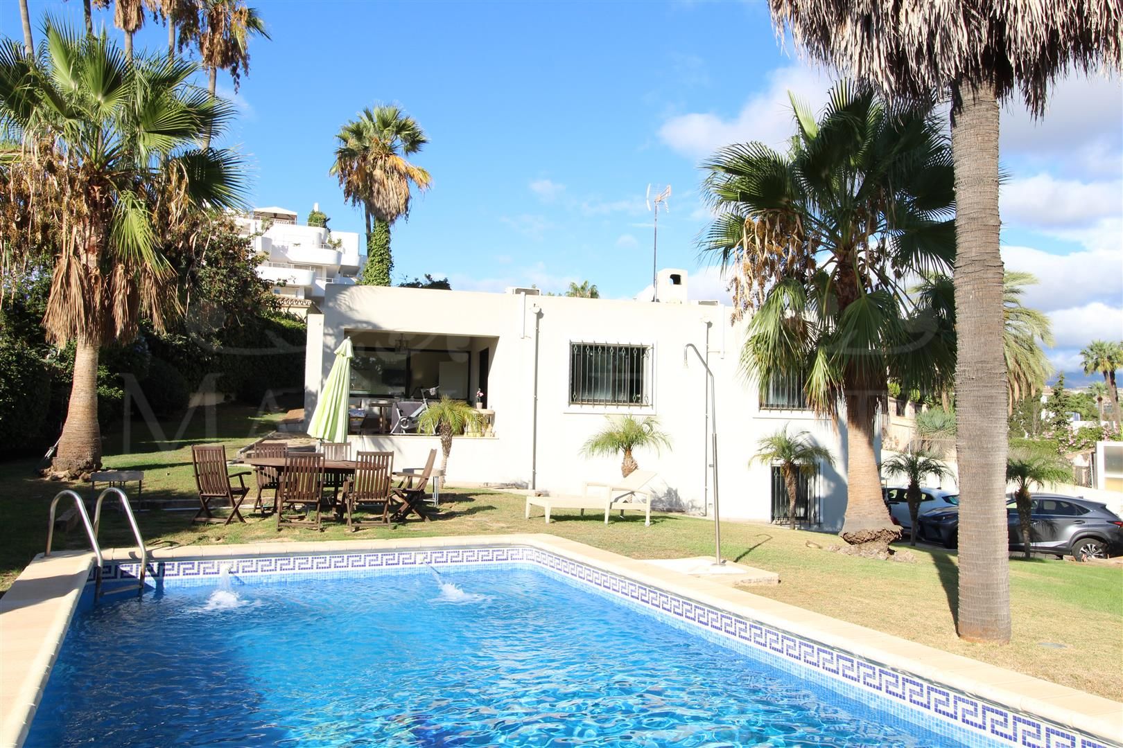 Opportunity: Villa to reform in Guadalmina Alta, Marbella