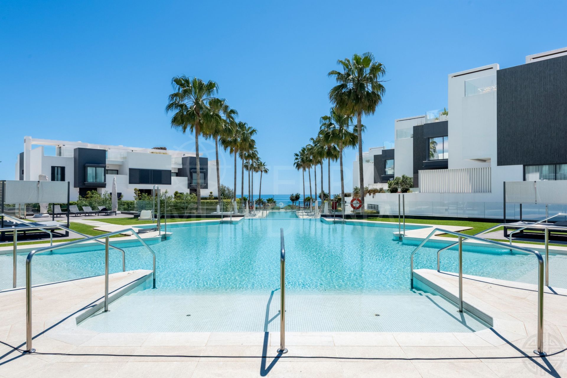 Semi Detached House in The Island, Estepona