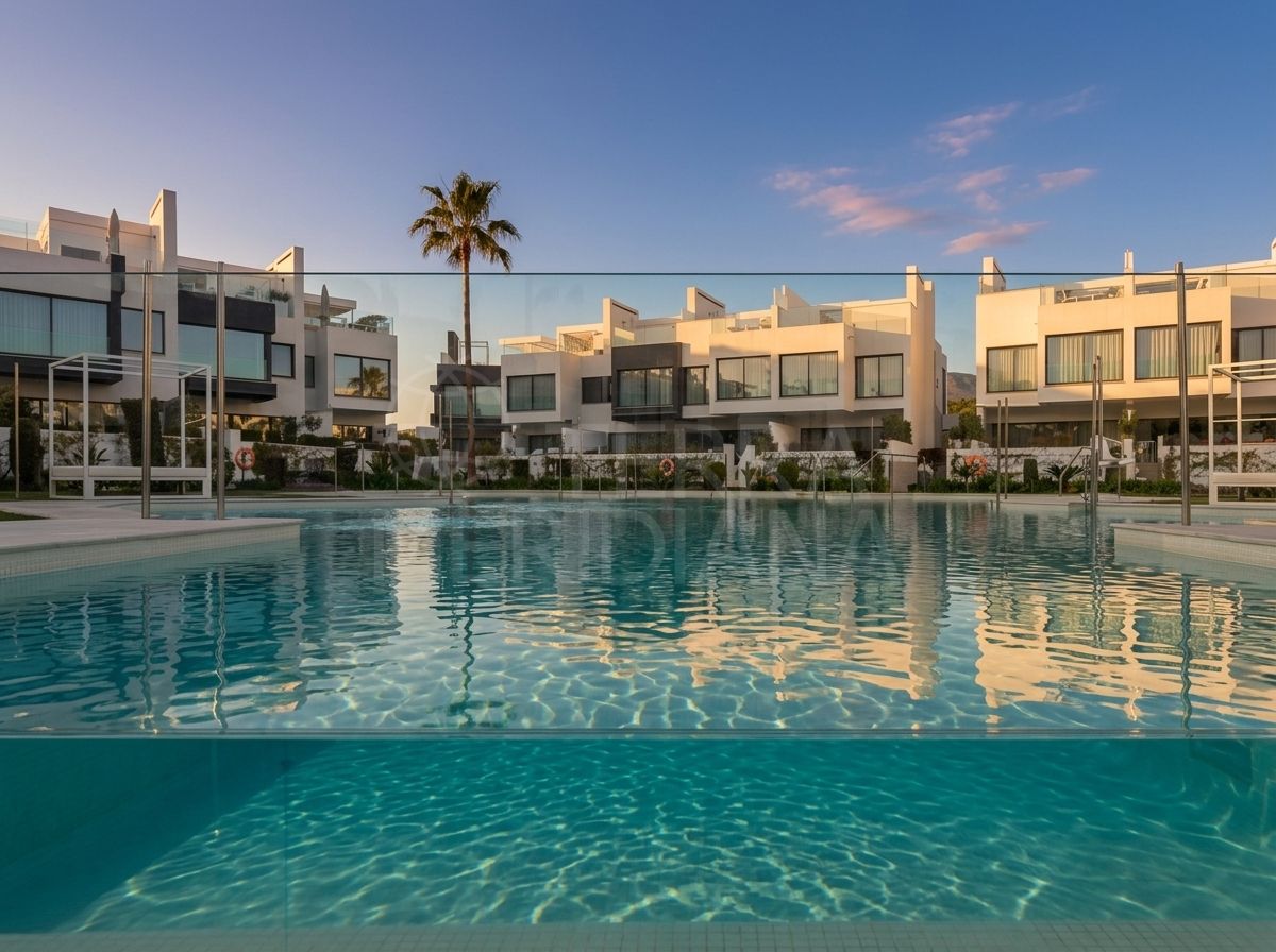 Semi Detached House in The Island, Estepona