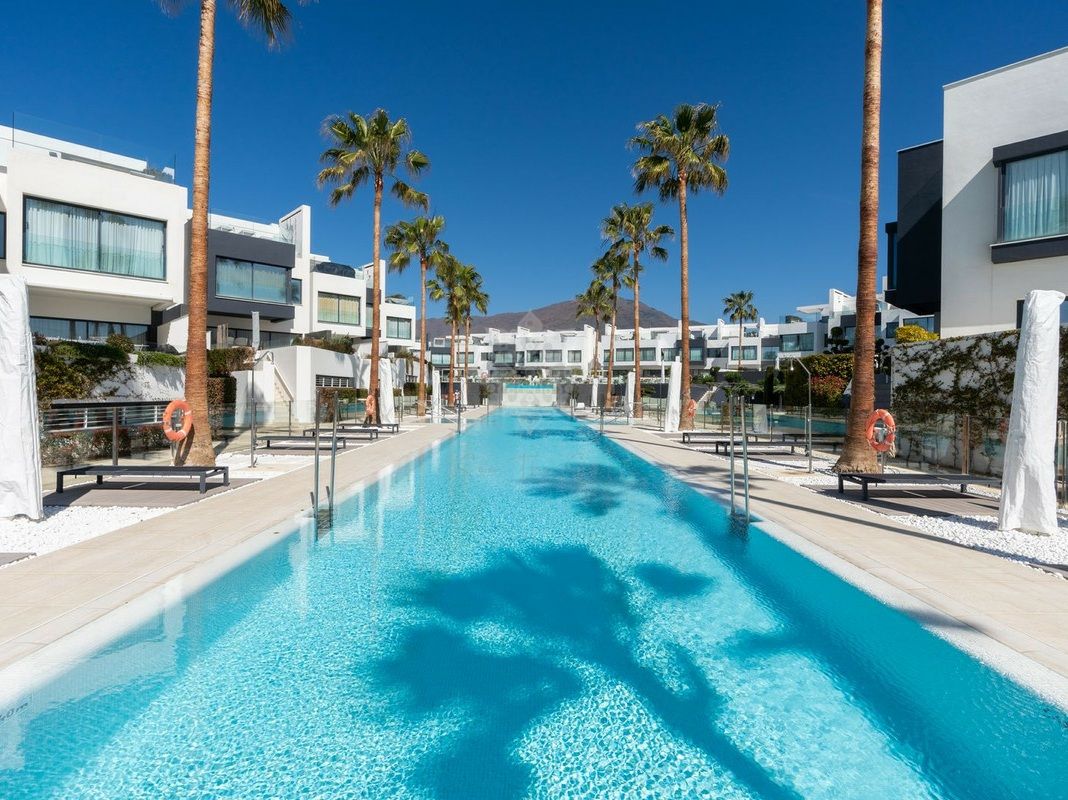 Semi Detached House in The Island, Estepona