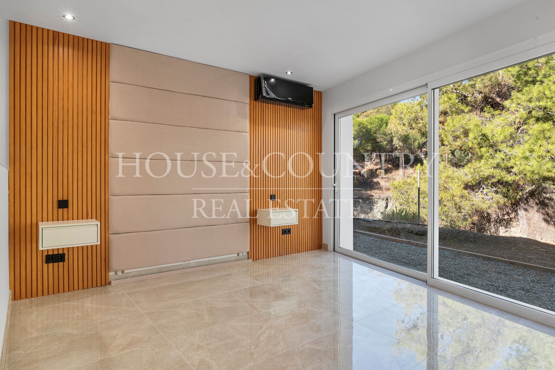 Villa in El Madroñal, Benahavis