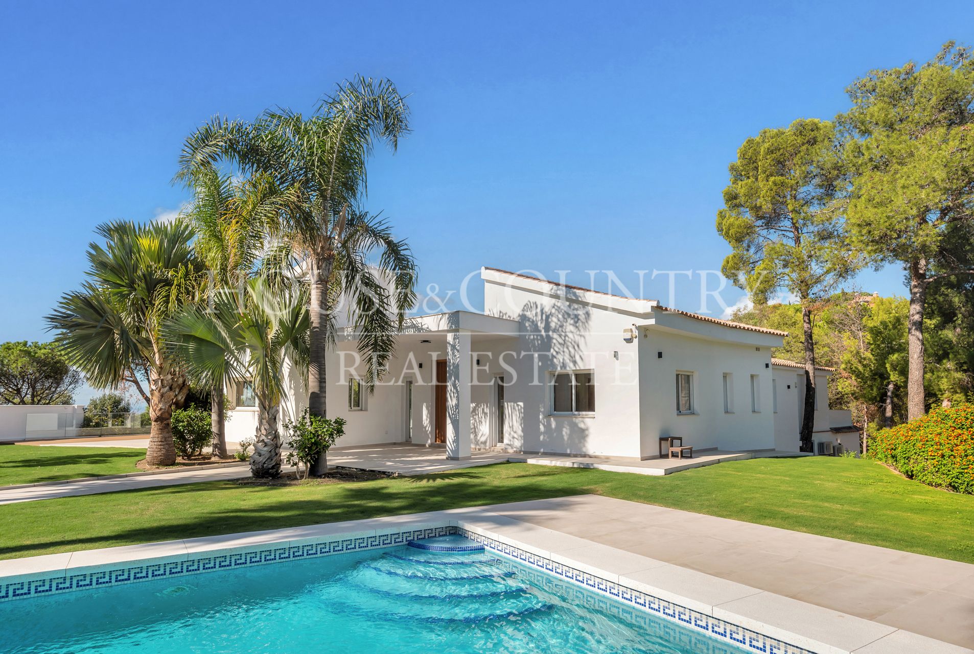Villa in El Madroñal, Benahavis