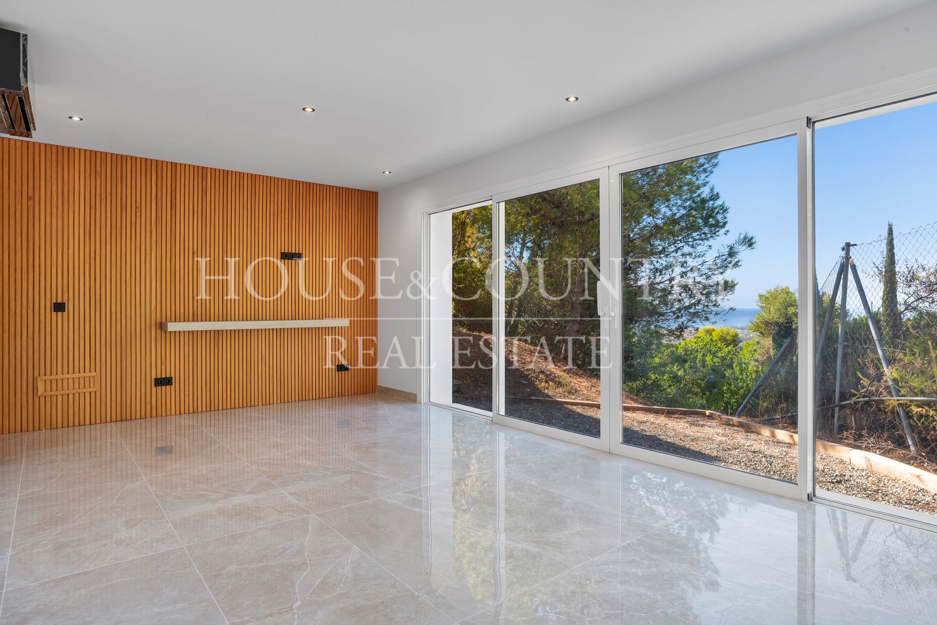 Villa in El Madroñal, Benahavis