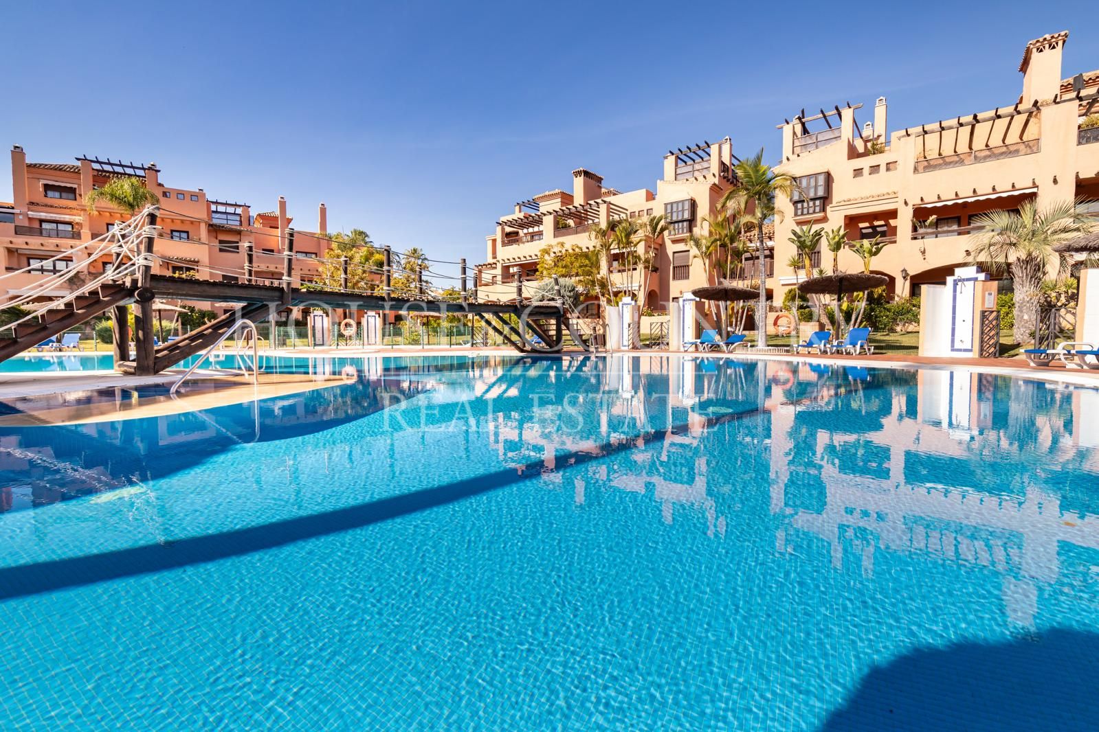 Apartamento en Hacienda del Sol, Estepona