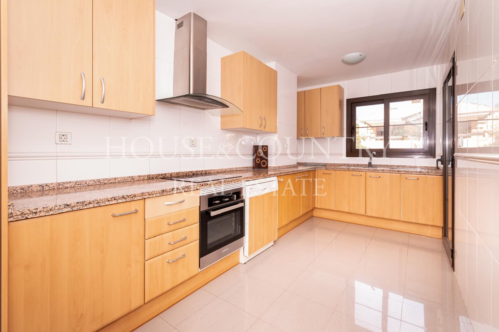 Apartamento en Hacienda del Sol, Estepona