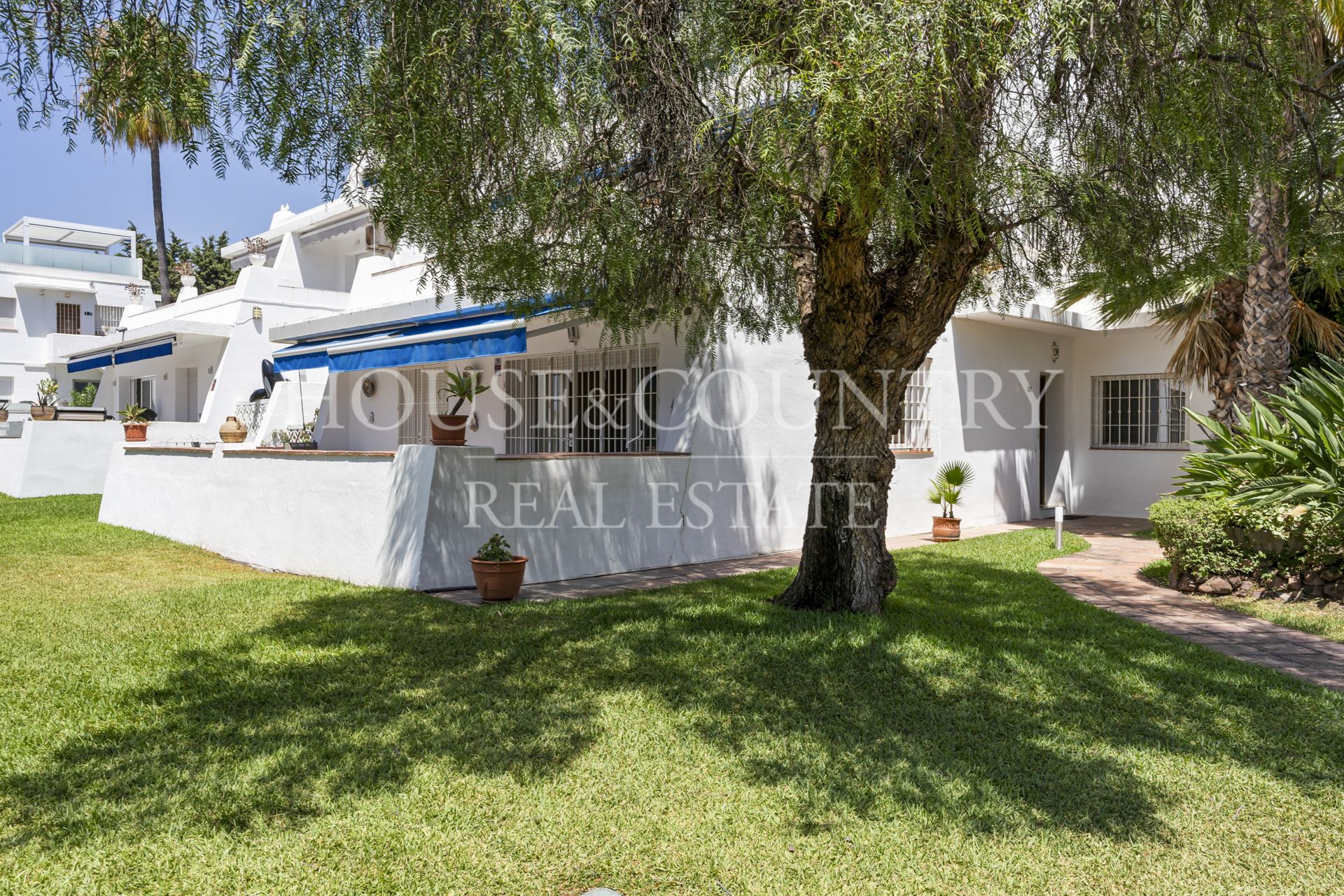 Apartment in Sol y Paz, Marbella