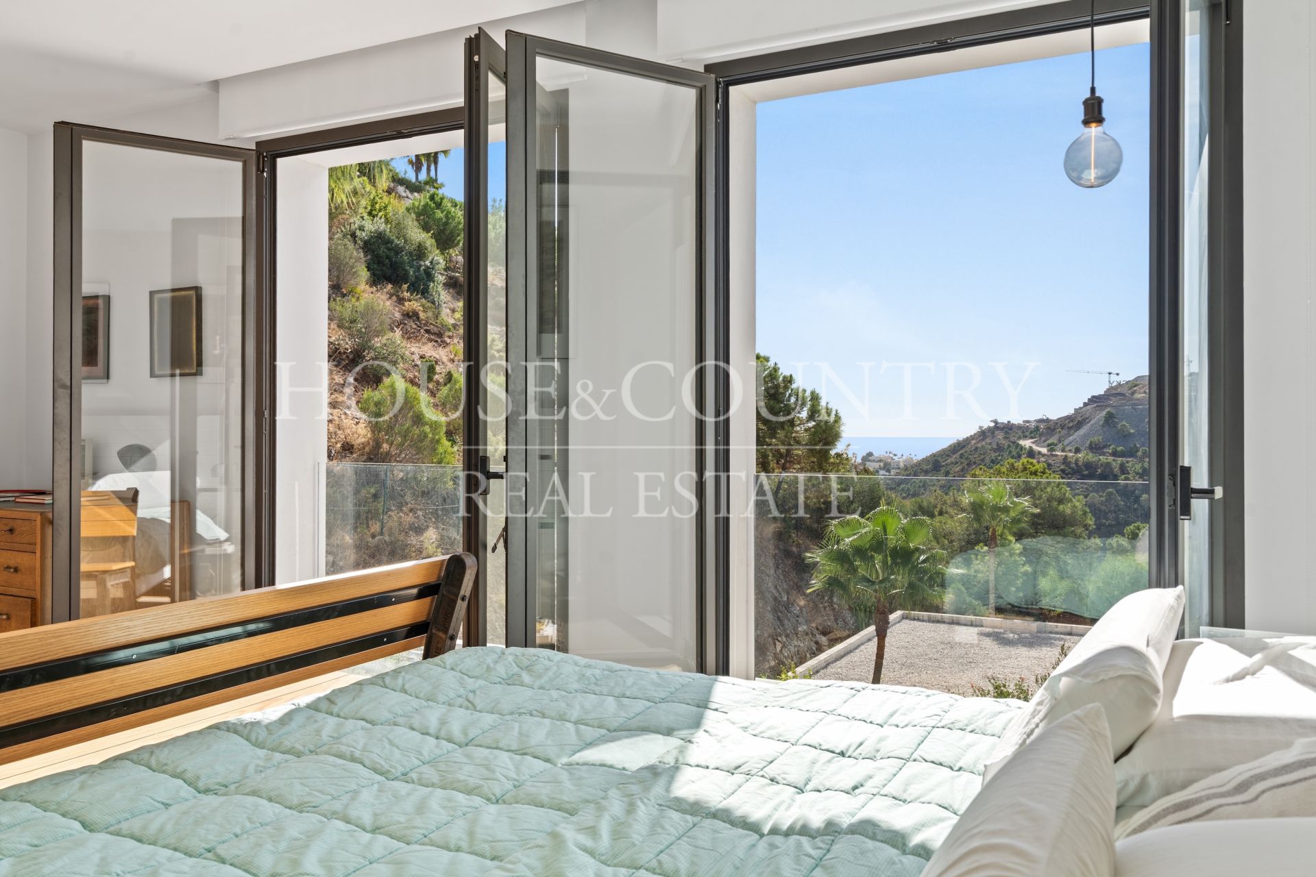 Villa en El Madroñal, Benahavis