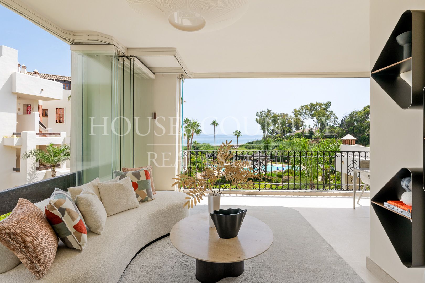 Apartamento en Bahía del Velerín, Estepona