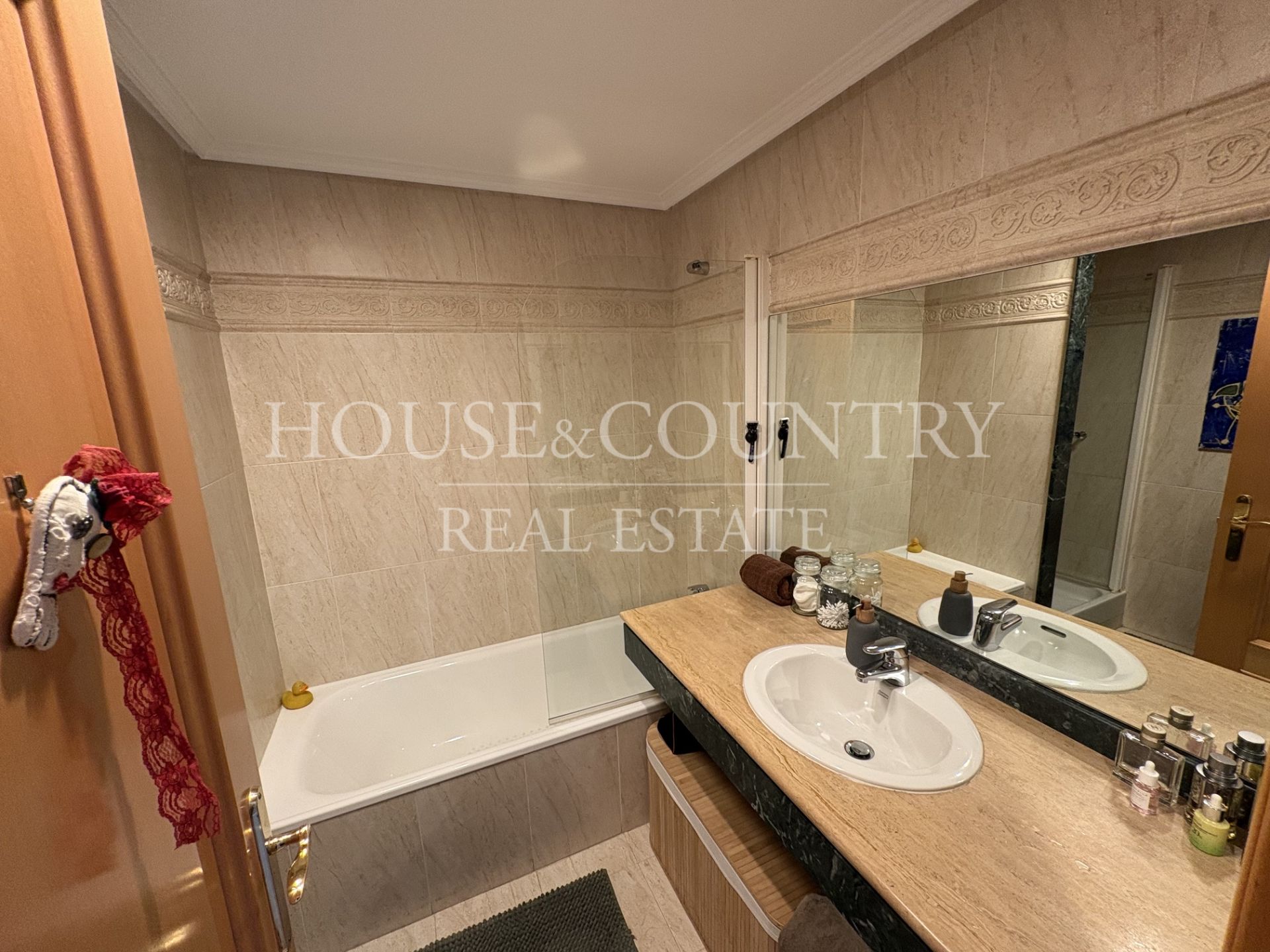 Apartment in Selwo Hills, Estepona