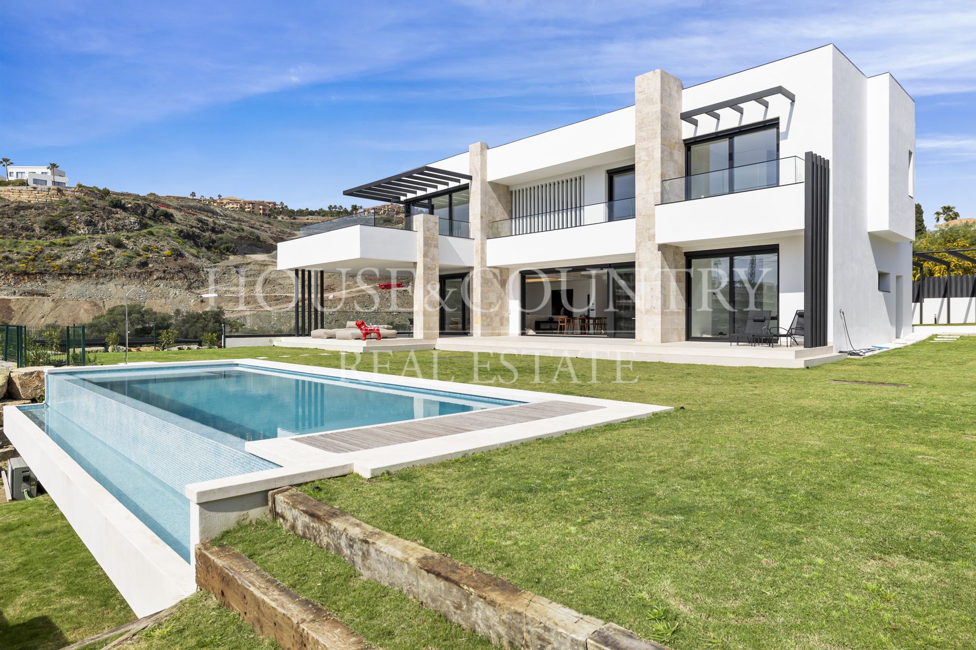 Villa en La Alqueria, Benahavis