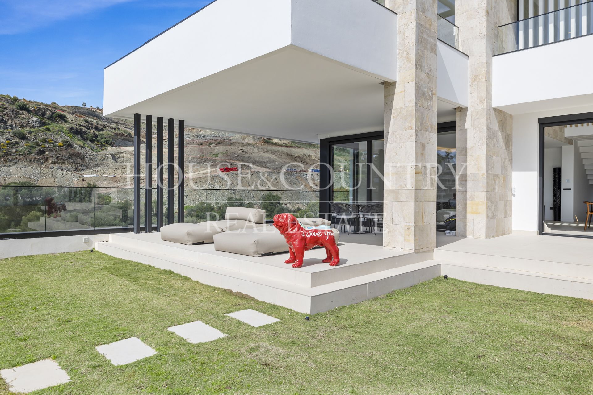 Villa en La Alqueria, Benahavis