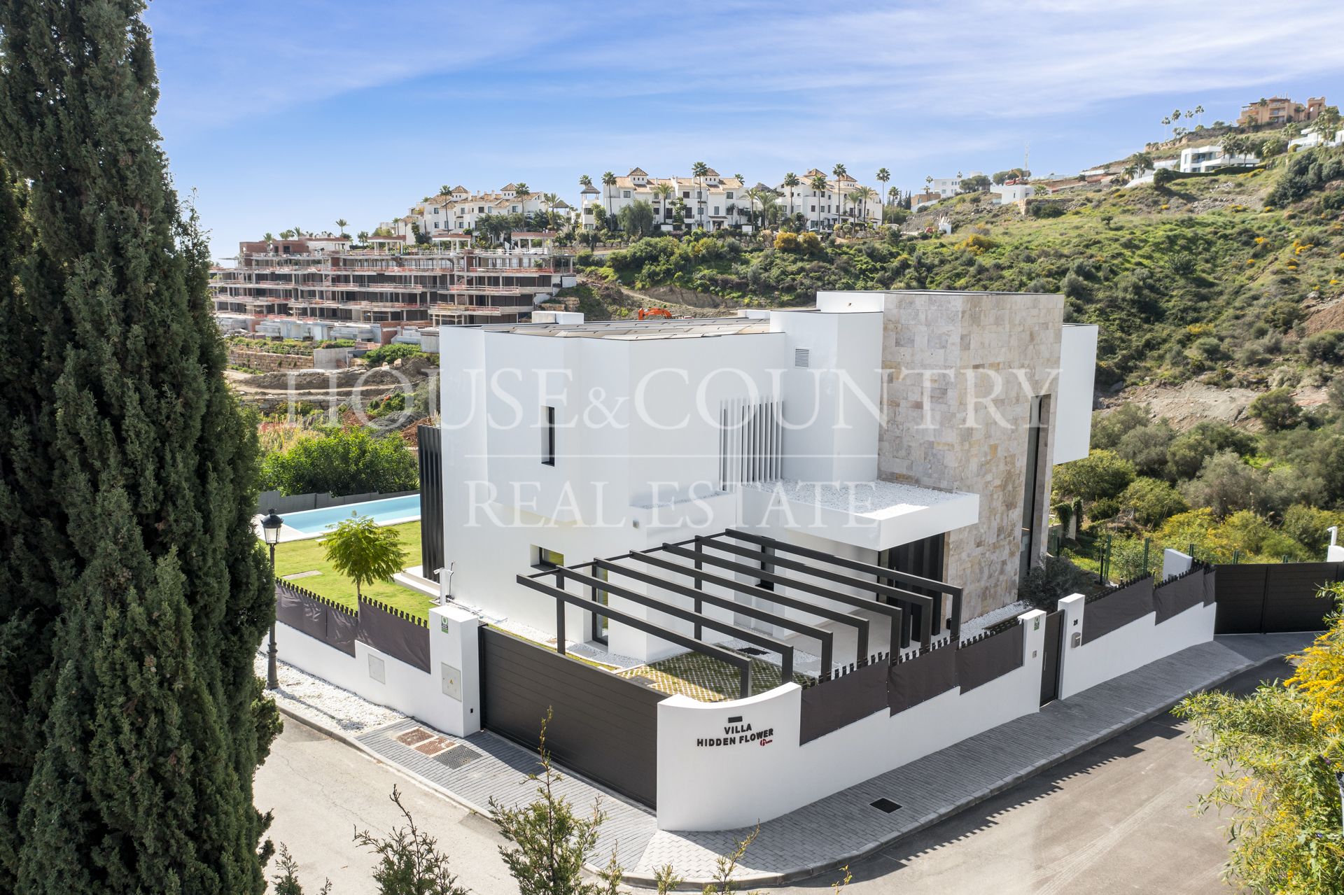 Villa en La Alqueria, Benahavis