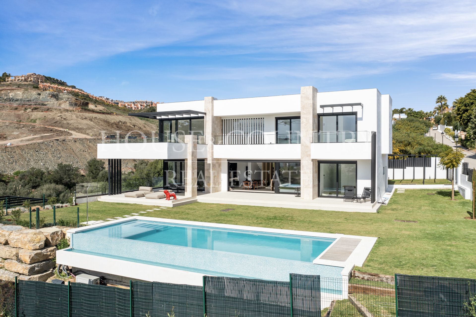 Villa en La Alqueria, Benahavis