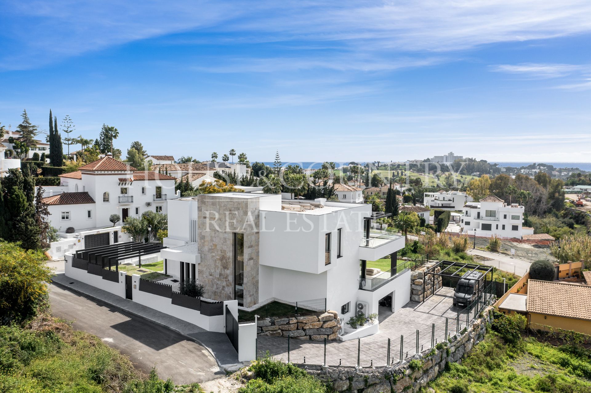 Villa en La Alqueria, Benahavis