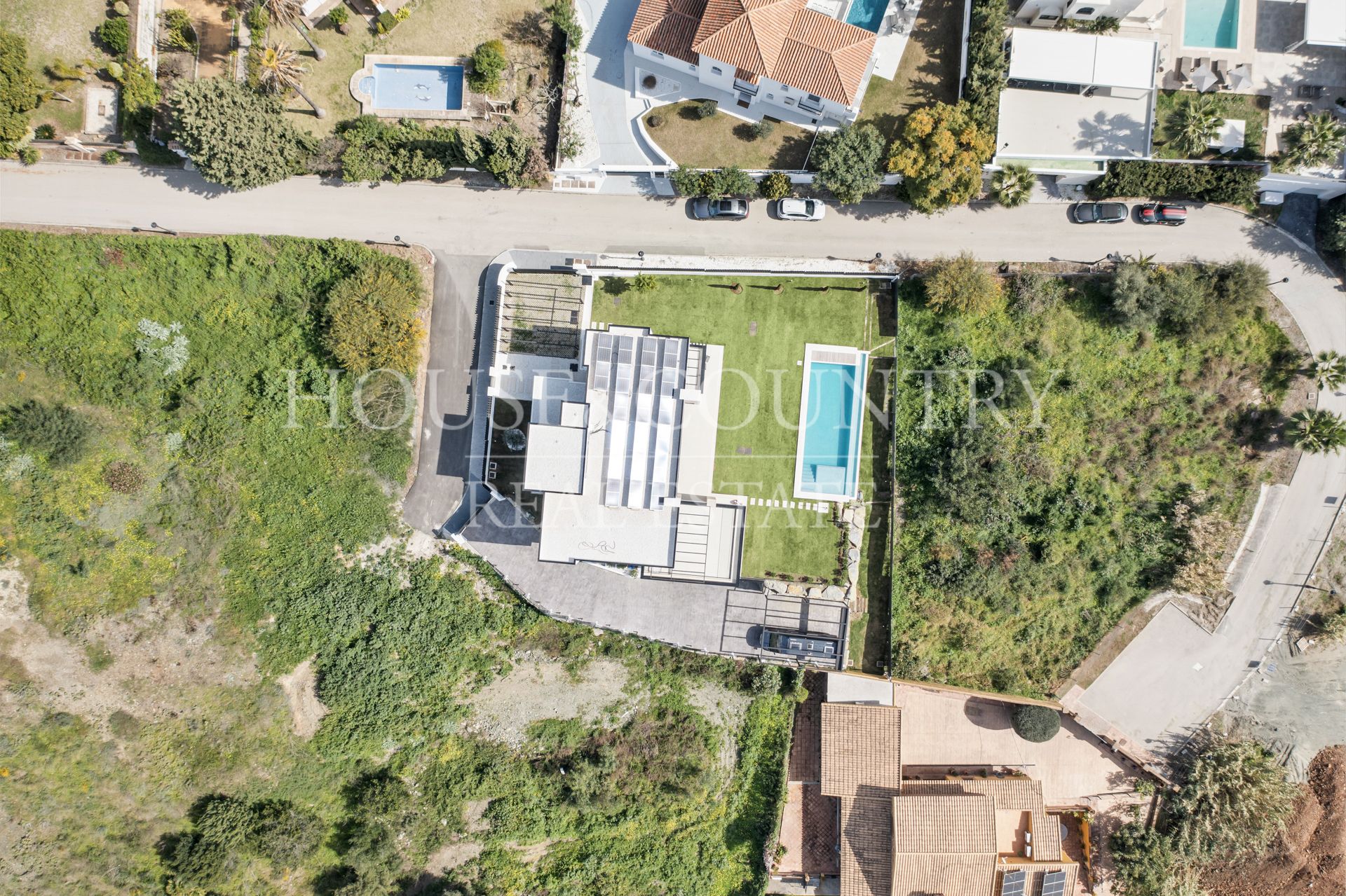 Villa en La Alqueria, Benahavis