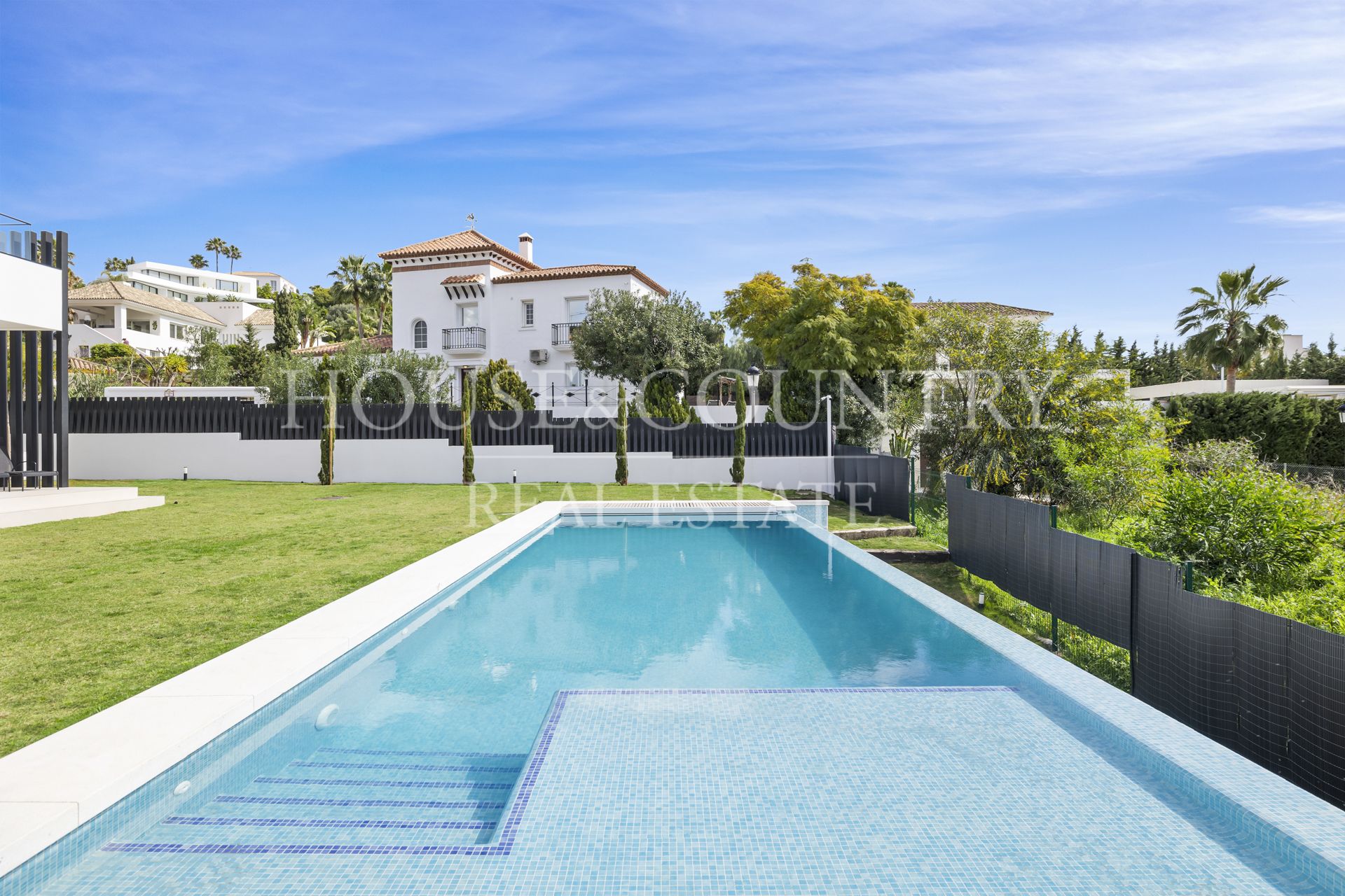 Villa en La Alqueria, Benahavis