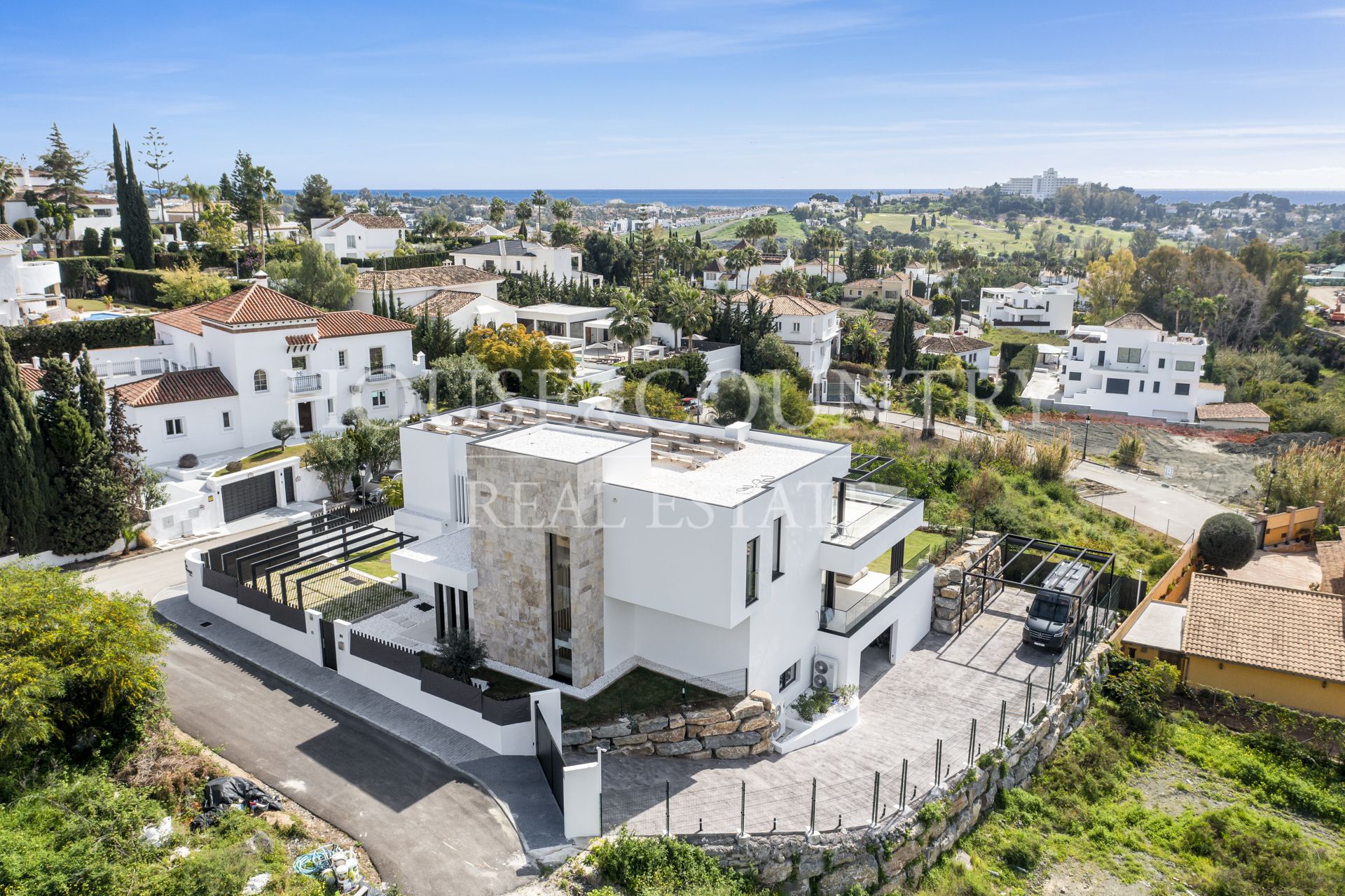 Villa en La Alqueria, Benahavis