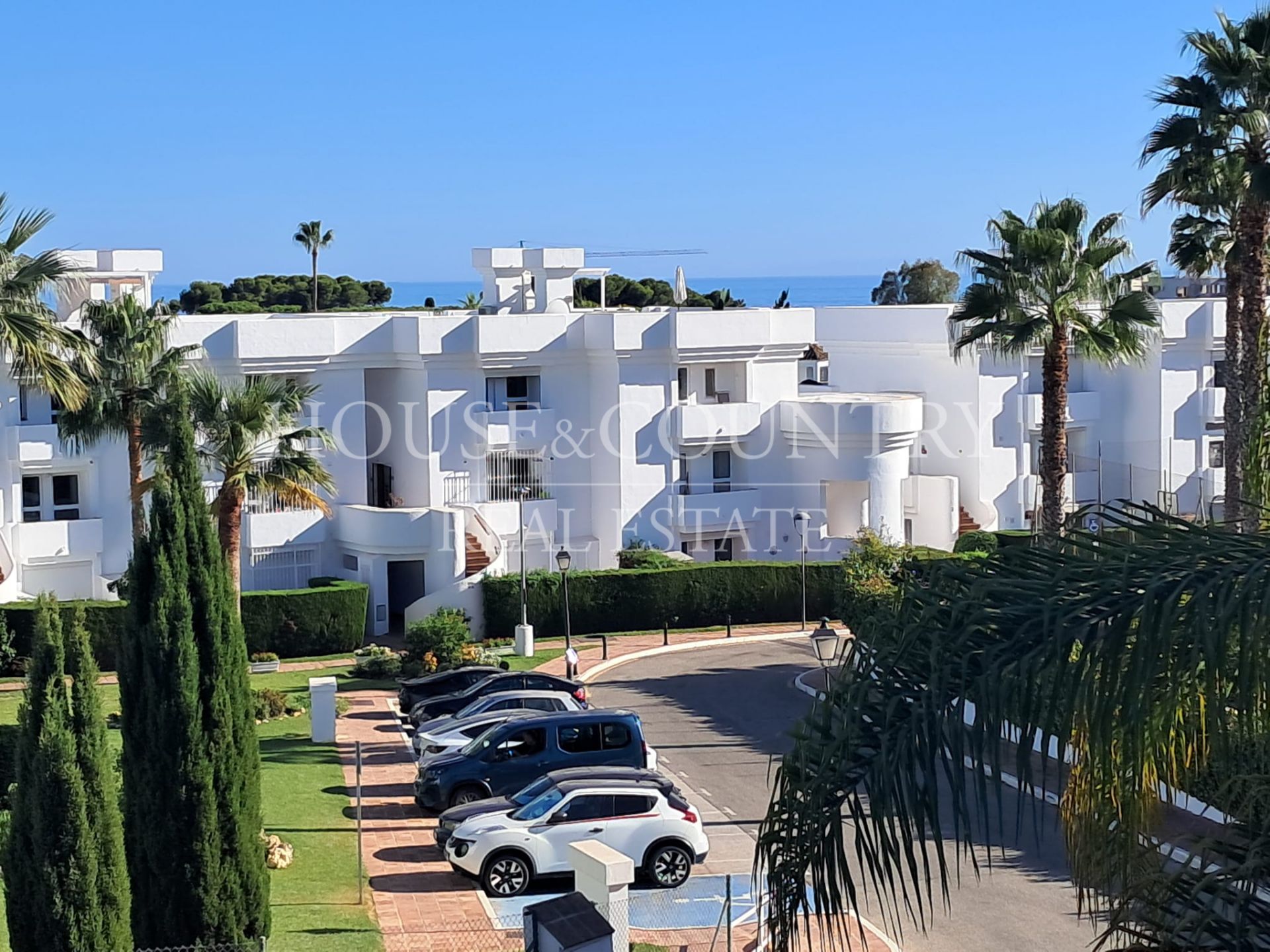 Villa en El Paraiso, Estepona