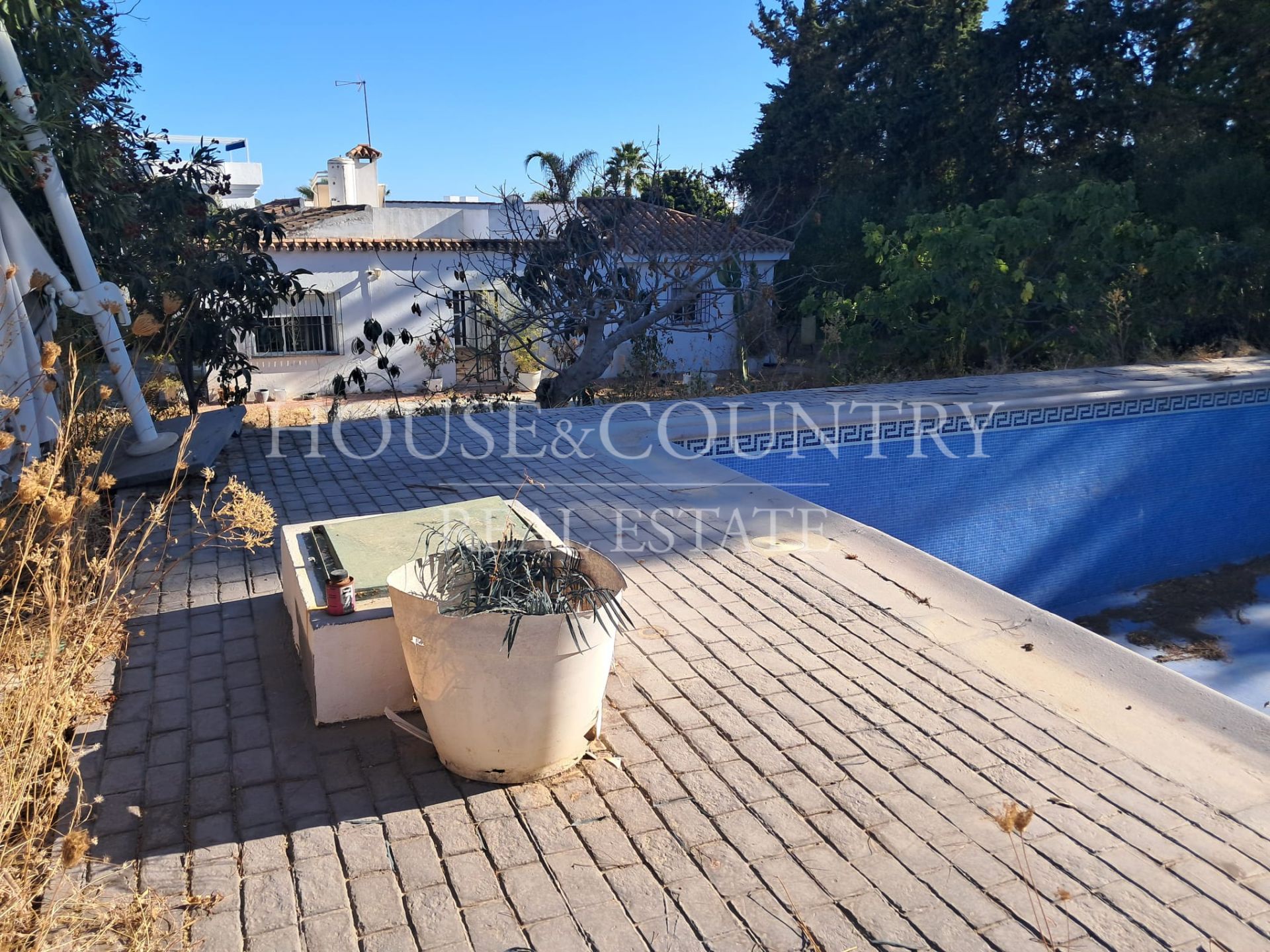 Villa en El Paraiso, Estepona
