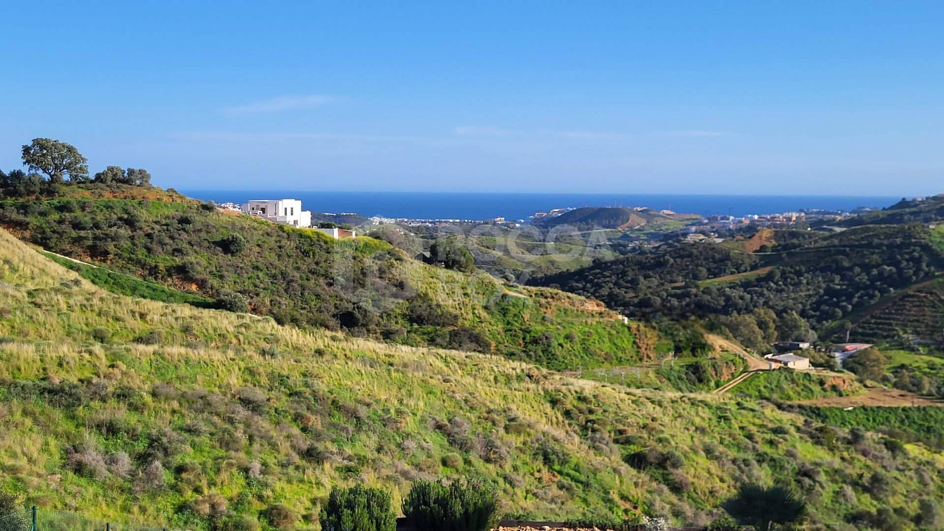 Contemporary villa for sale in La Reserva de la Cala Golf, Mijas, Spain