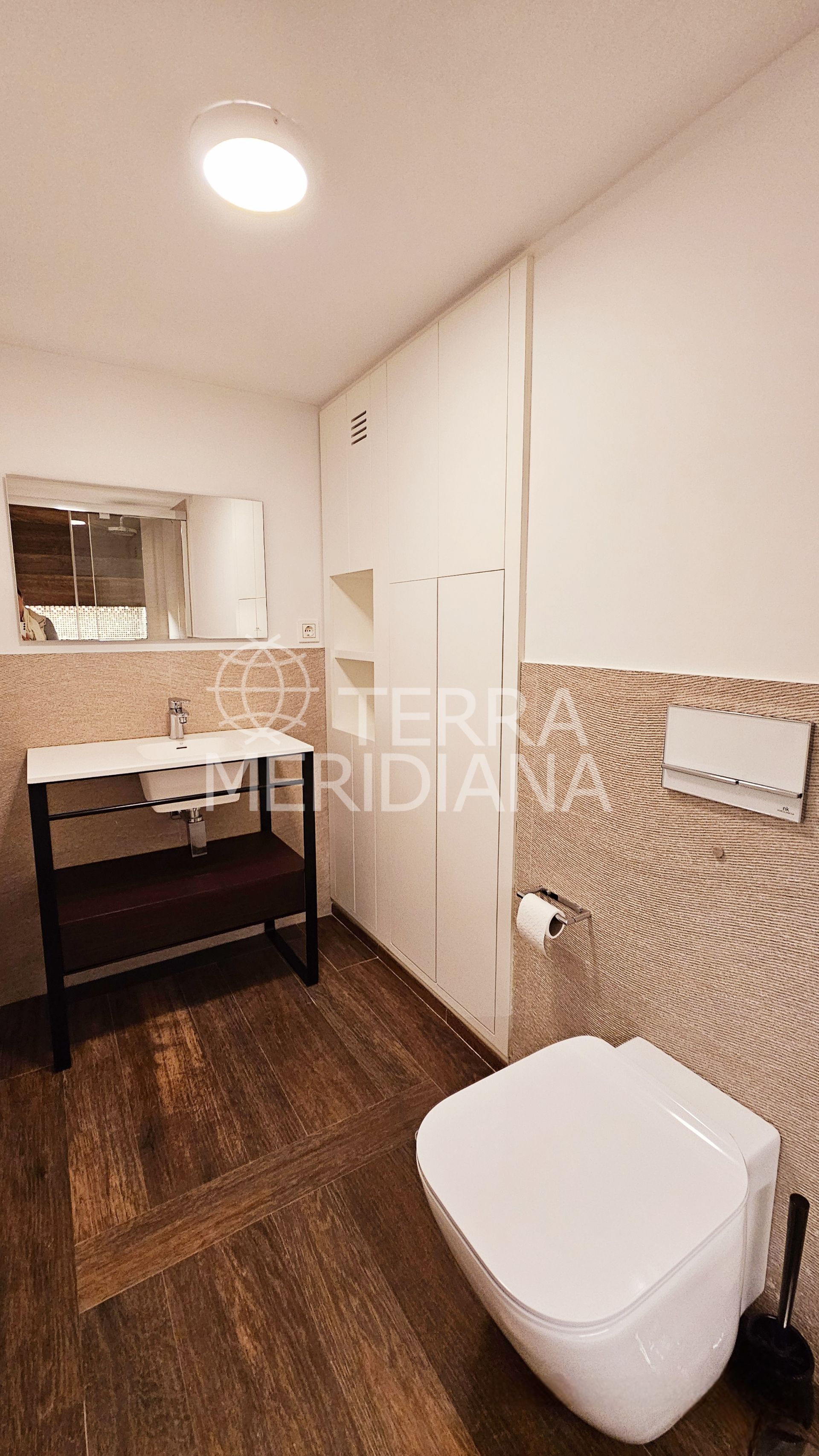 Commercial Premises in Marbella - Puerto Banus, Marbella