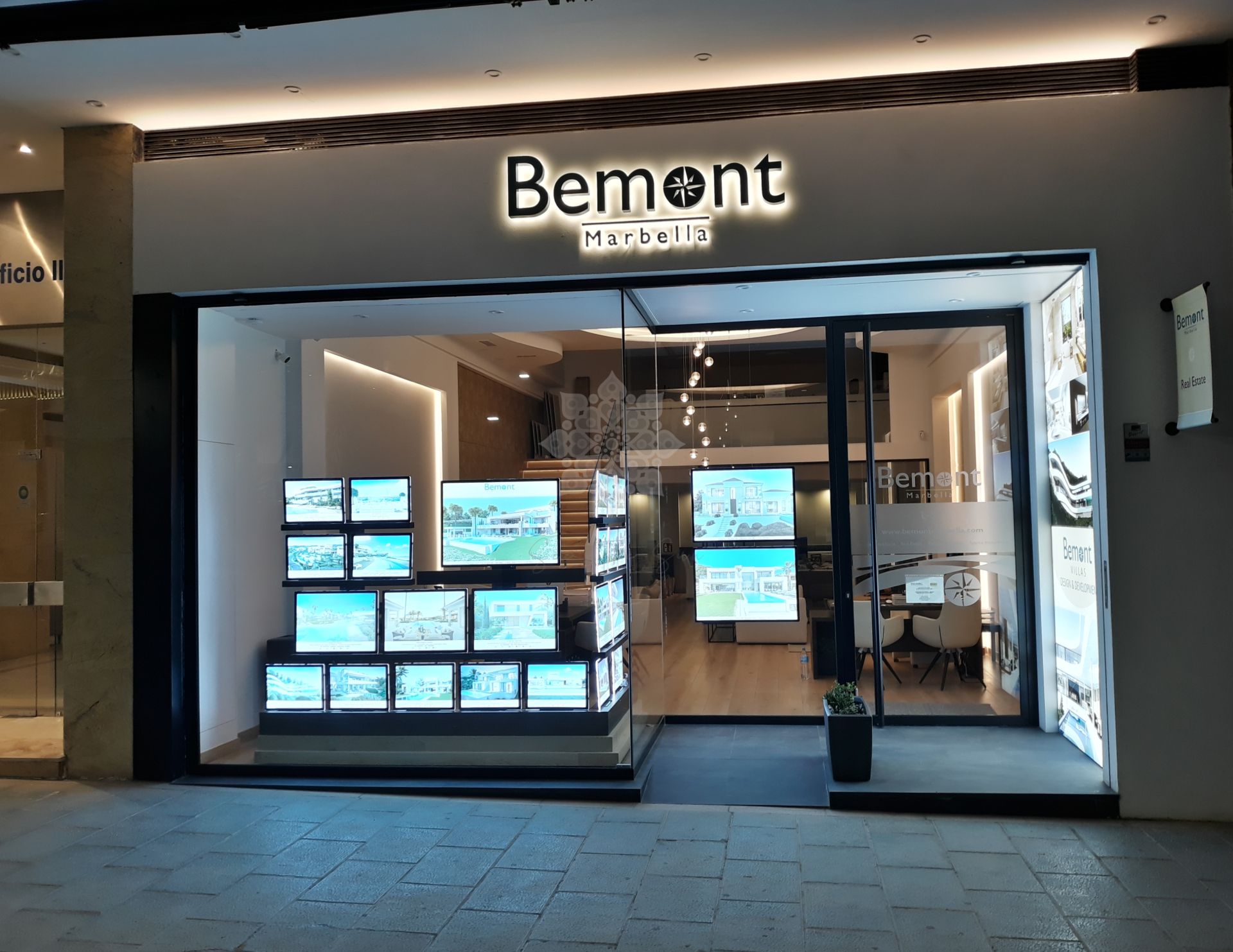 Local Comercial en Marbella - Puerto Banus, Marbella