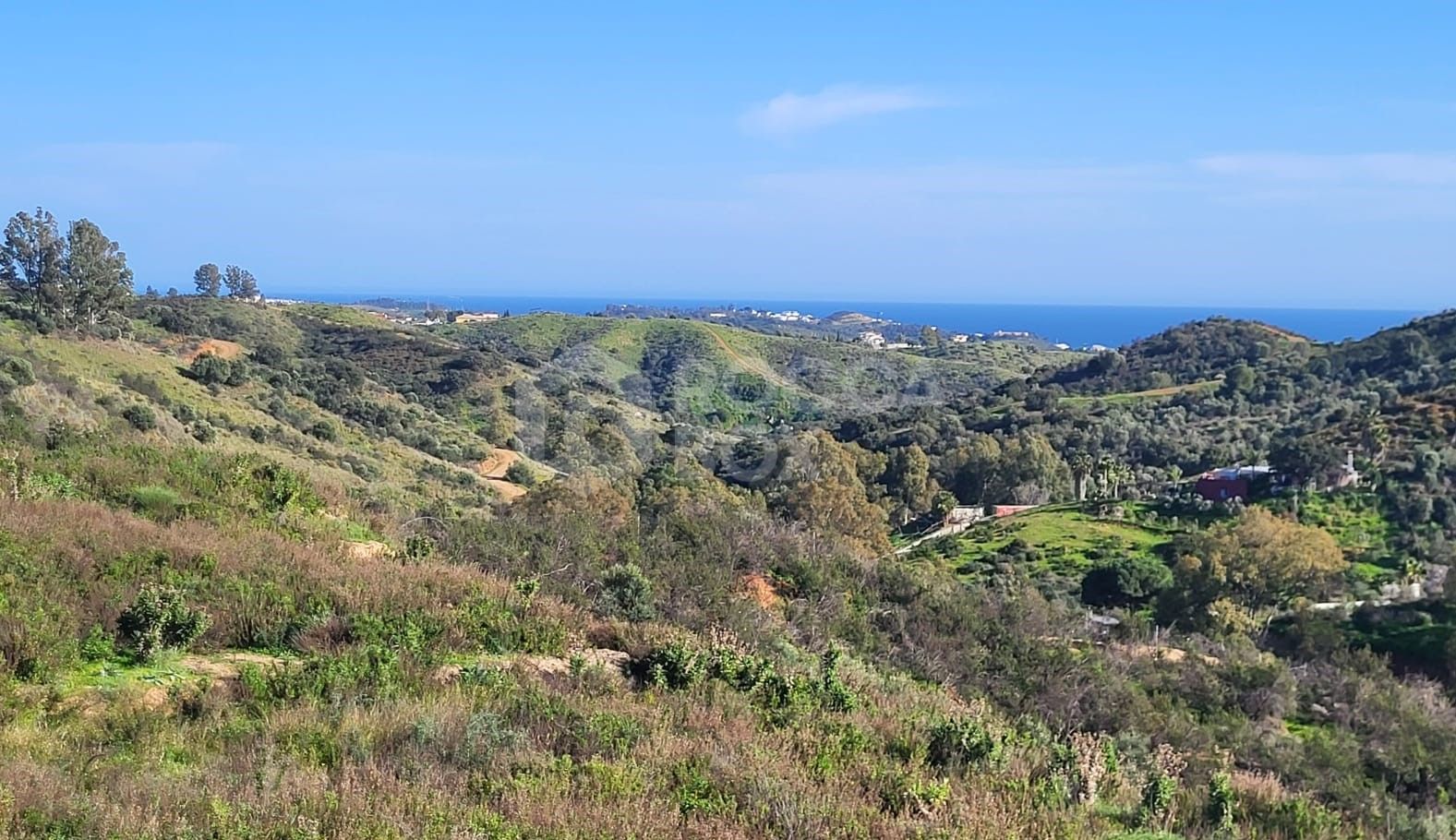 Plot with partial sea views for sale in La Reserva de la Cala Golf