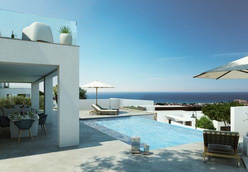 Brand new villas with sea view for sale in La Cala de Mijas