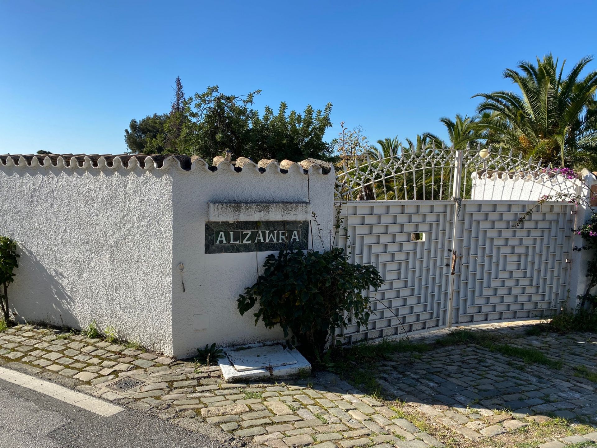 Plot for sale with a project in Cascada de Camojan