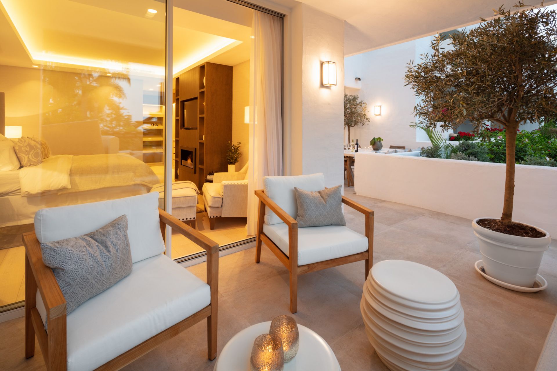 Apartment  in Marina de Puente Romano, Marbella Golden Mile, Marbella