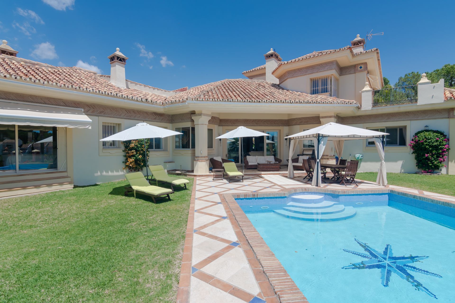 Classical Andalucia style Villa for sale in La Quinta
