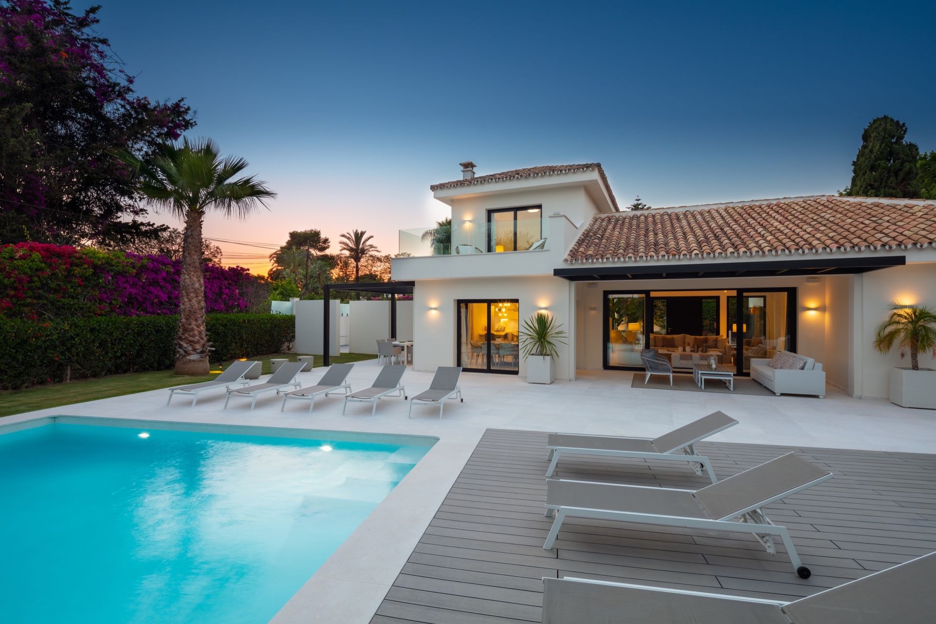 Cortijo Blanco 27 - Beachside 4 bedroom villa for sale in Cortijo Blanco