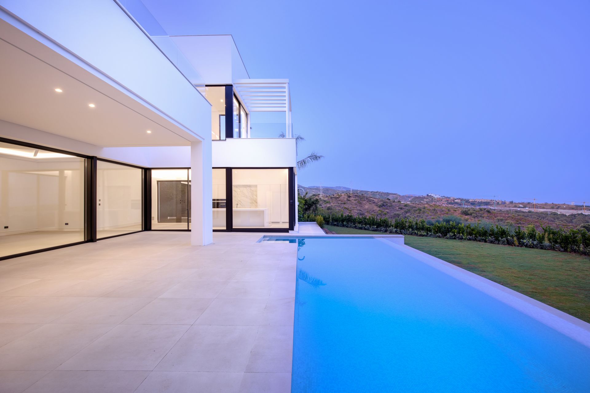 New villa for sale in Rio Real