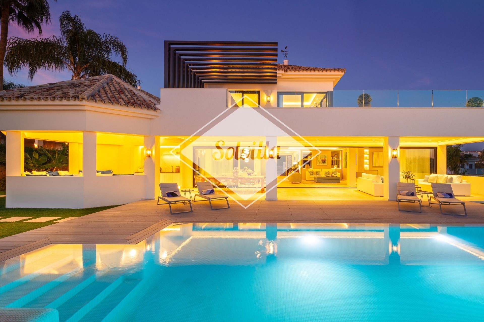 Beautifully renovated villa in Marbella's Golf Valley with sea views.